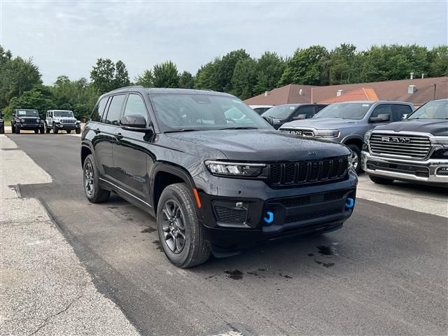 2024 Jeep Grand Cherokee 4xe Anniversary Edition