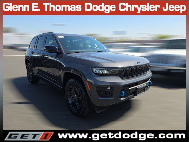 2024 Jeep Grand Cherokee 4xe Anniversary Edition