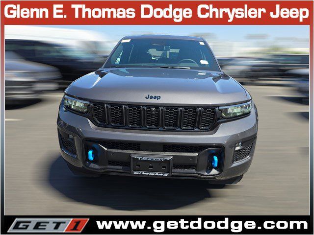 2024 Jeep Grand Cherokee 4xe Anniversary Edition