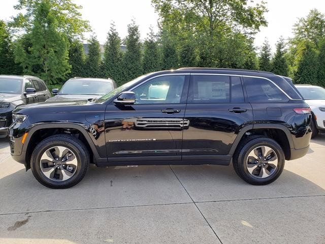 2024 Jeep Grand Cherokee 4xe Base