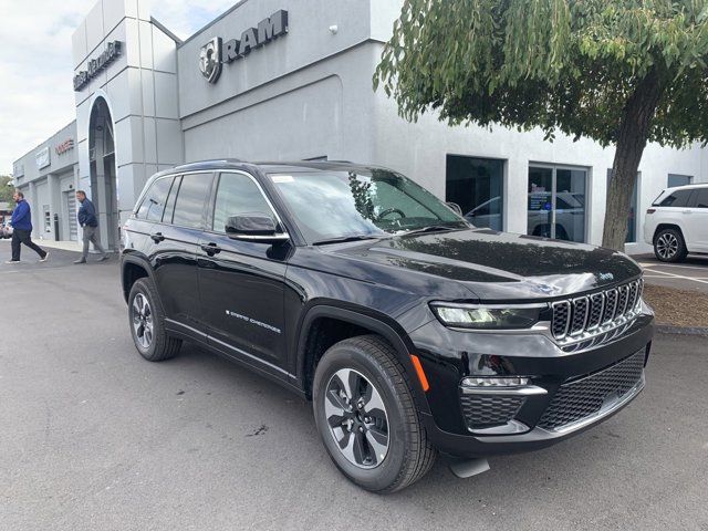 2024 Jeep Grand Cherokee 4xe Base