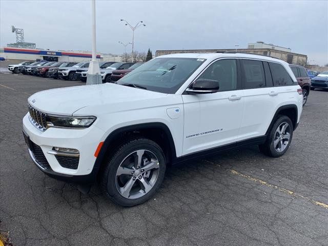 2024 Jeep Grand Cherokee 4xe Base