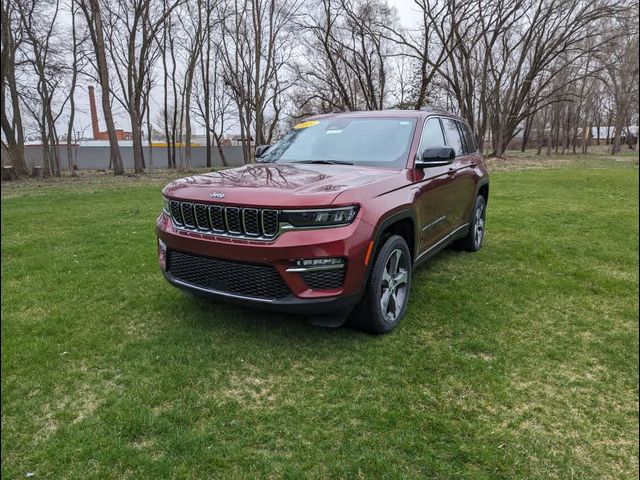 2024 Jeep Grand Cherokee 4xe Base