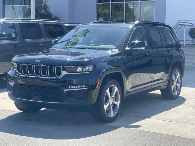 2024 Jeep Grand Cherokee 4xe Base