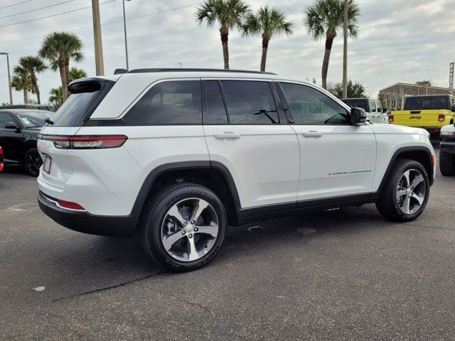 2024 Jeep Grand Cherokee 4xe Base