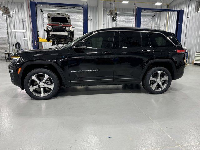 2024 Jeep Grand Cherokee 4xe Base