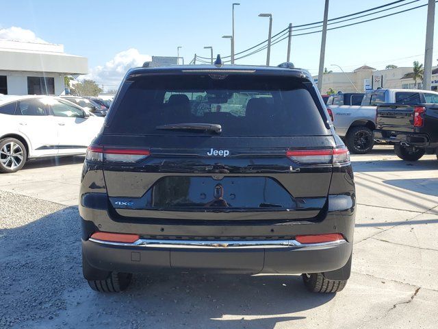 2024 Jeep Grand Cherokee 4xe Base