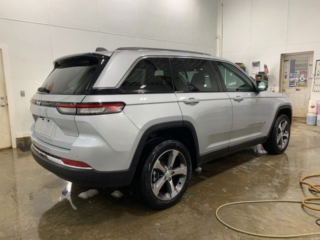 2024 Jeep Grand Cherokee 4xe Base