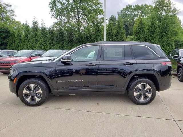 2024 Jeep Grand Cherokee 4xe Base