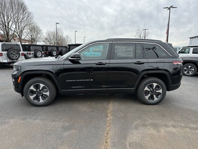 2024 Jeep Grand Cherokee 4xe Base