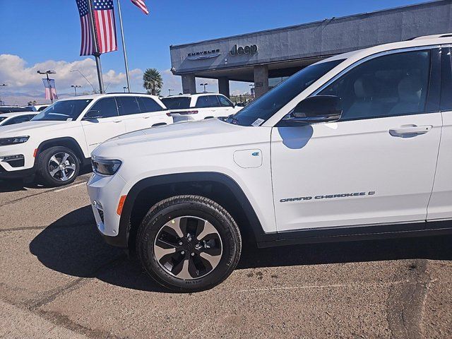 2024 Jeep Grand Cherokee 4xe Base