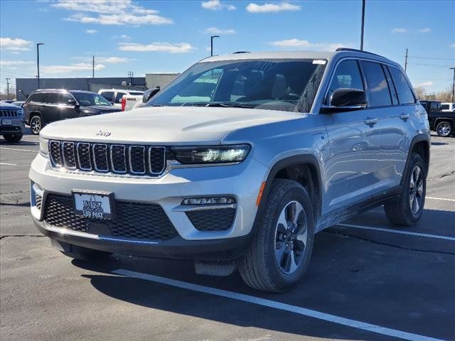 2024 Jeep Grand Cherokee 4xe Base