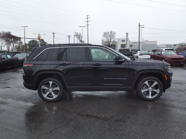 2024 Jeep Grand Cherokee 4xe Base