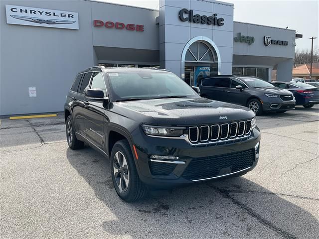 2024 Jeep Grand Cherokee 4xe Base