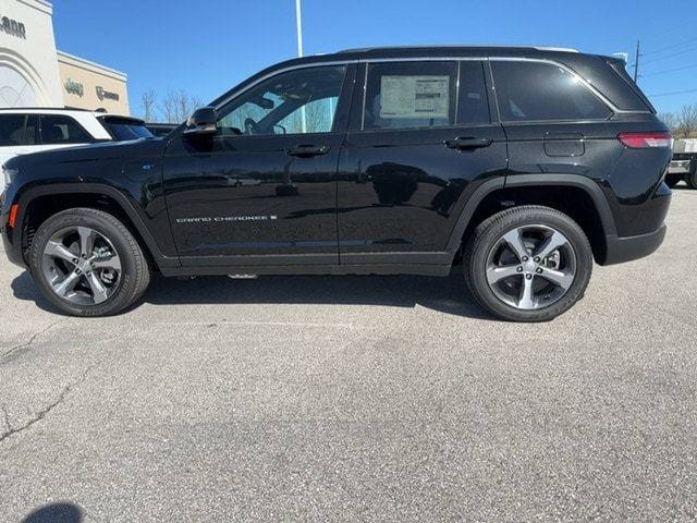 2024 Jeep Grand Cherokee 4xe Base