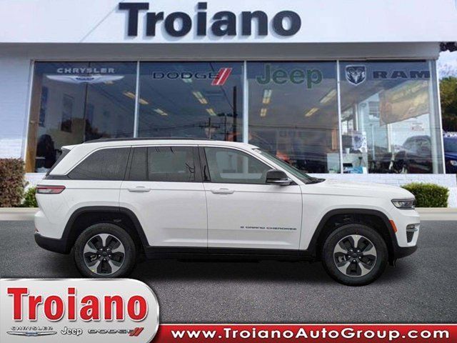 2024 Jeep Grand Cherokee 4xe Base