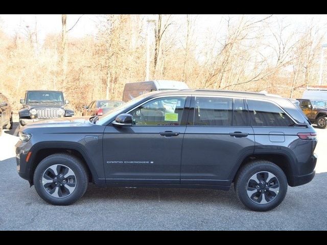 2024 Jeep Grand Cherokee 4xe Base