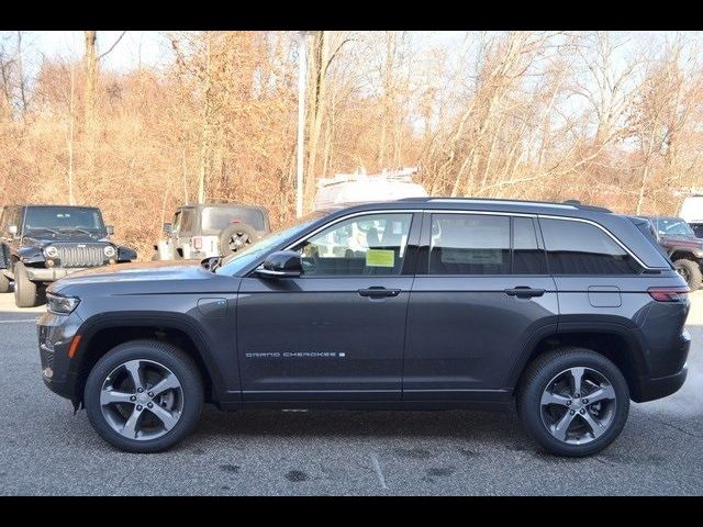 2024 Jeep Grand Cherokee 4xe Base