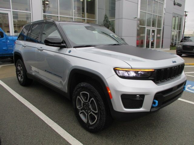 2024 Jeep Grand Cherokee 4xe Trailhawk