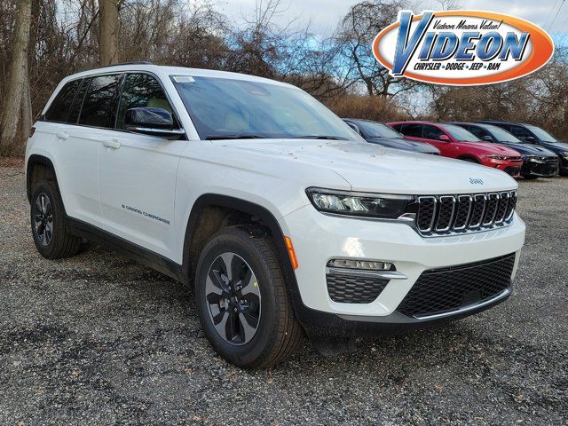 2024 Jeep Grand Cherokee 4xe Base