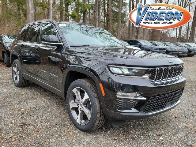 2024 Jeep Grand Cherokee 4xe Base