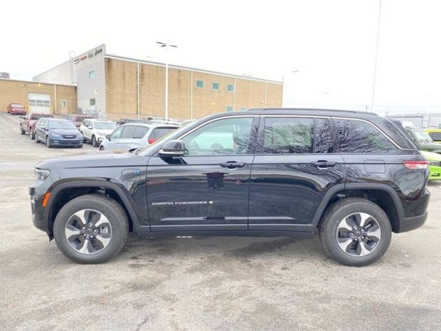 2024 Jeep Grand Cherokee 4xe Base