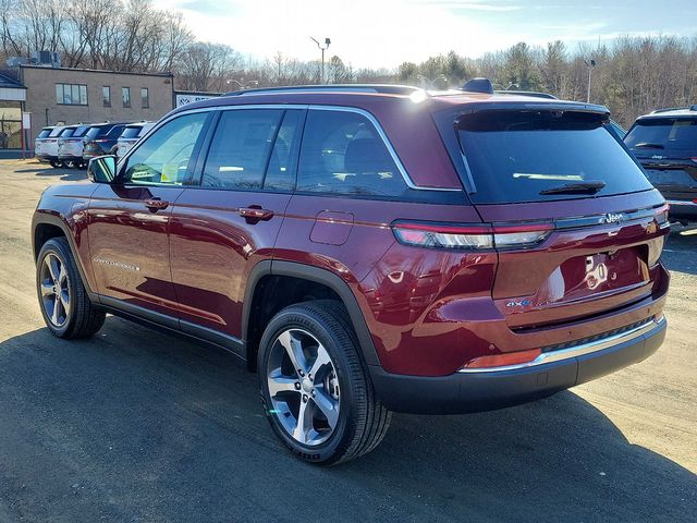 2024 Jeep Grand Cherokee 4xe Base