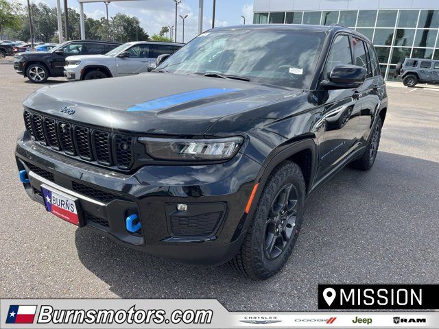 2024 Jeep Grand Cherokee 4xe Trailhawk