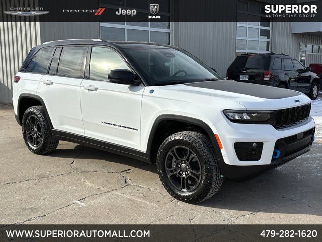 2024 Jeep Grand Cherokee 4xe Trailhawk