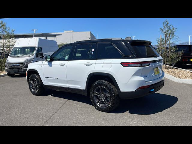 2024 Jeep Grand Cherokee 4xe Trailhawk