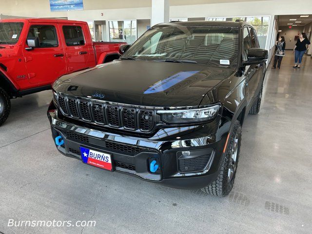 2024 Jeep Grand Cherokee 4xe Trailhawk