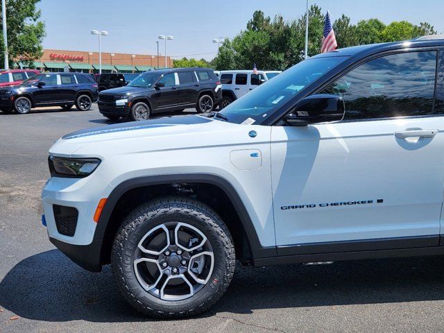 2024 Jeep Grand Cherokee 4xe Trailhawk