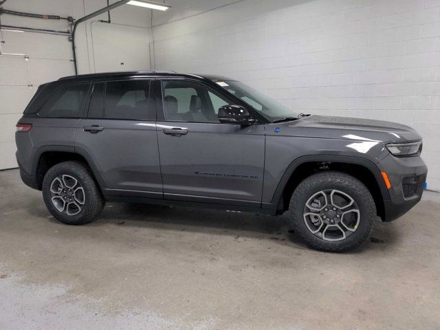 2024 Jeep Grand Cherokee 4xe Trailhawk