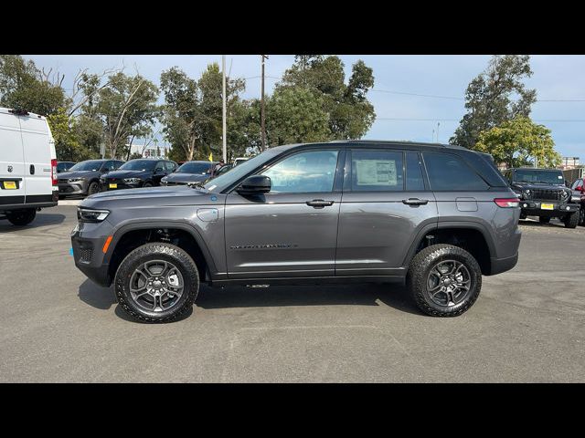 2024 Jeep Grand Cherokee 4xe Trailhawk