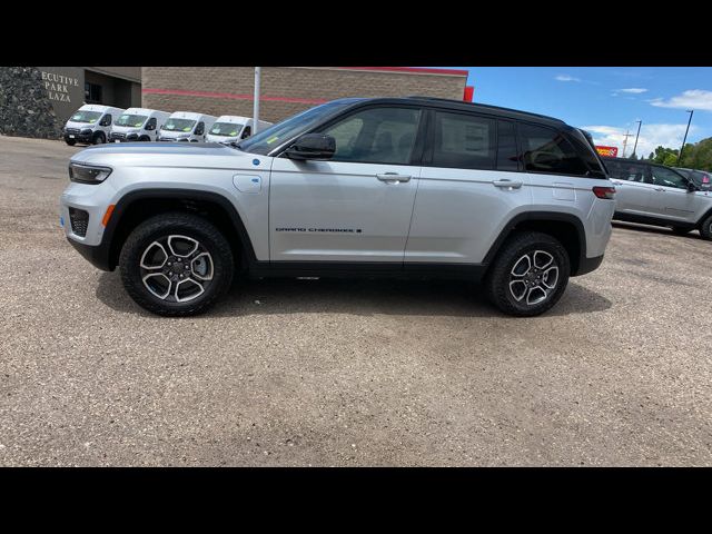 2024 Jeep Grand Cherokee 4xe Trailhawk