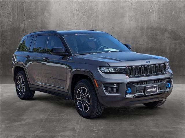 2024 Jeep Grand Cherokee 4xe Trailhawk