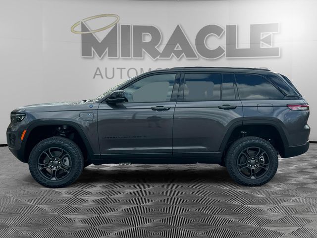 2024 Jeep Grand Cherokee 4xe Trailhawk