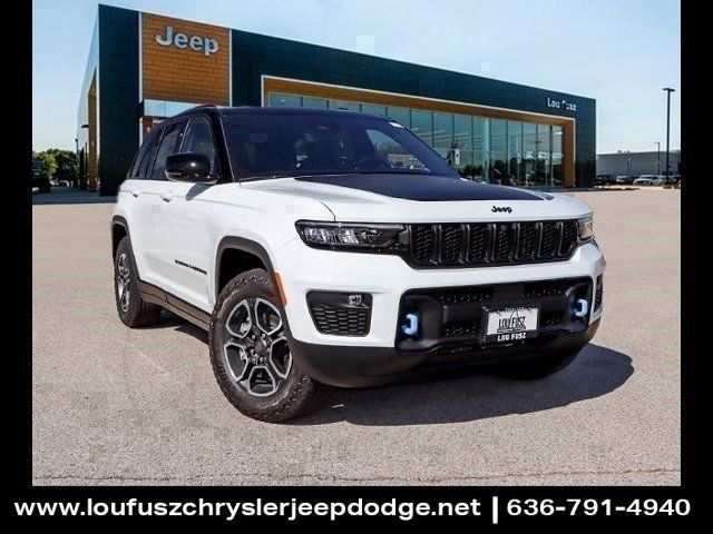 2024 Jeep Grand Cherokee 4xe Trailhawk