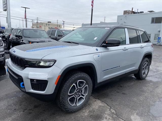 2024 Jeep Grand Cherokee 4xe Trailhawk