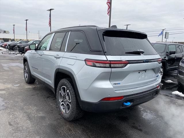 2024 Jeep Grand Cherokee 4xe Trailhawk