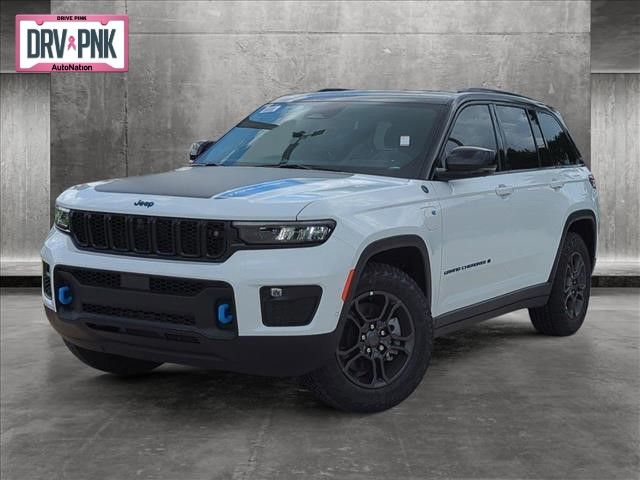 2024 Jeep Grand Cherokee 4xe Trailhawk