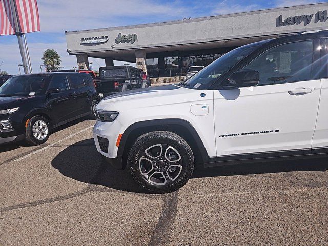 2024 Jeep Grand Cherokee 4xe Trailhawk