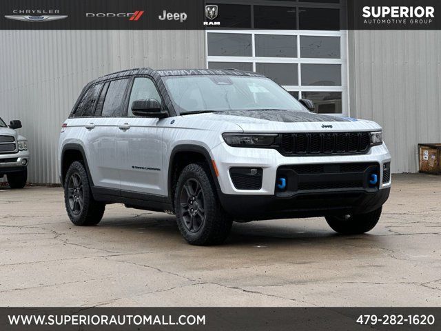 2024 Jeep Grand Cherokee 4xe Trailhawk