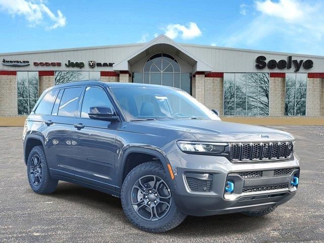 2024 Jeep Grand Cherokee 4xe Trailhawk