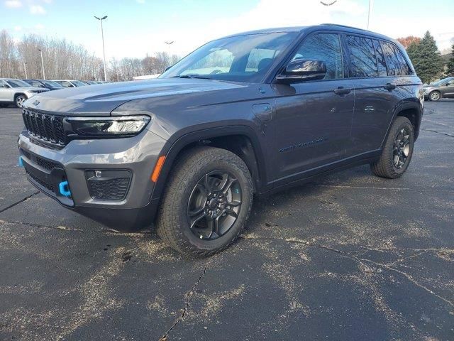 2024 Jeep Grand Cherokee 4xe Trailhawk