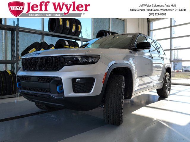 2024 Jeep Grand Cherokee 4xe Trailhawk