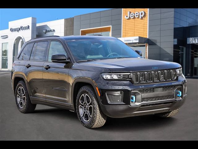 2024 Jeep Grand Cherokee 4xe Trailhawk