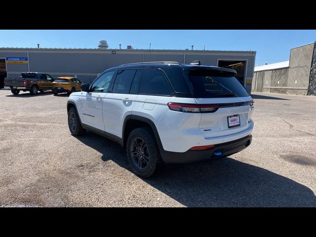 2024 Jeep Grand Cherokee 4xe Trailhawk