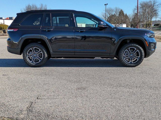 2024 Jeep Grand Cherokee 4xe Trailhawk