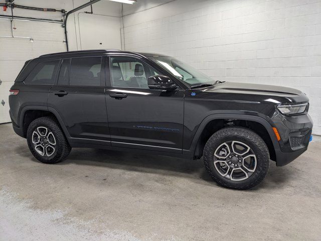 2024 Jeep Grand Cherokee 4xe Trailhawk